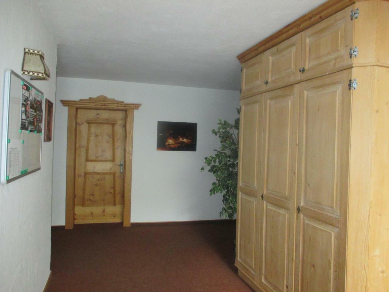 Gasthof Hirschen Wenns Exteriör bild